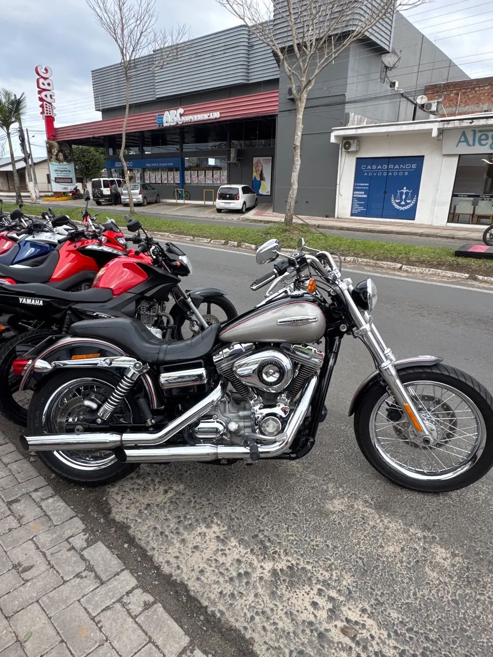 HARLEY DYNA SUPER CUSTOM