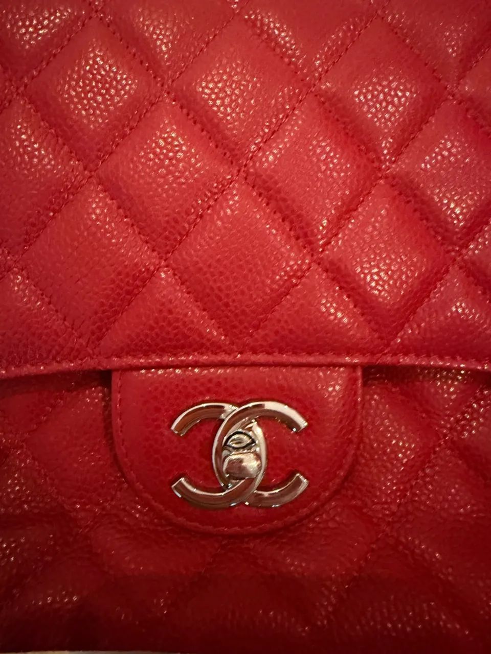 Bolsa Chanel vermelha flap