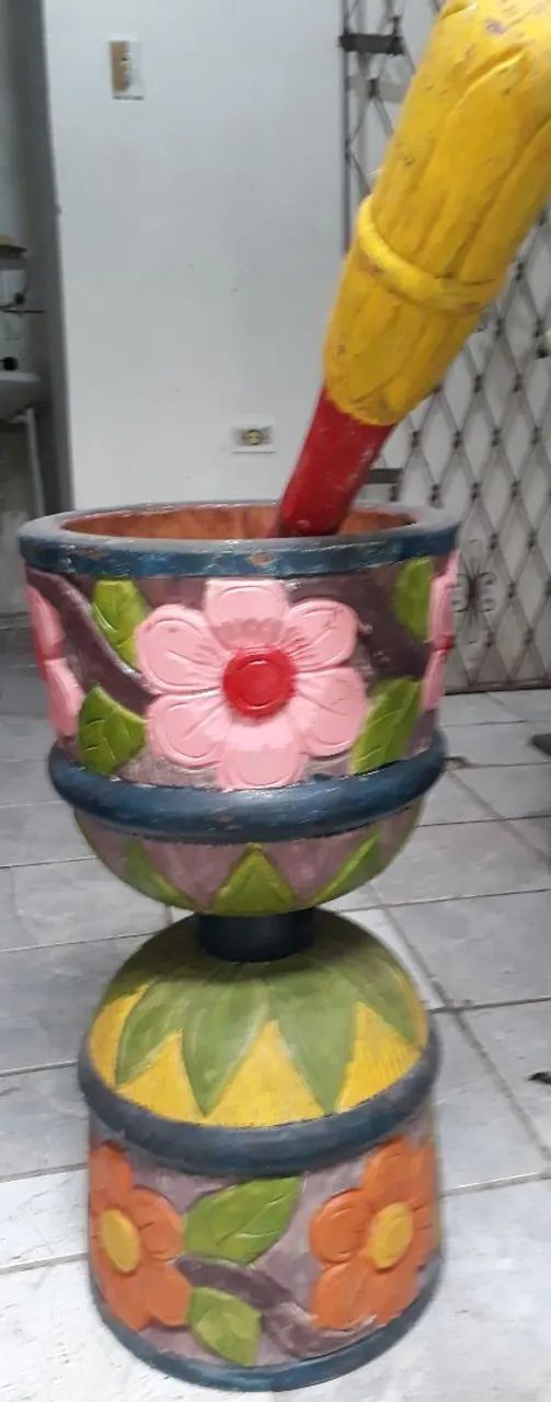 Pilão Antigo todo pintado - Foto 2