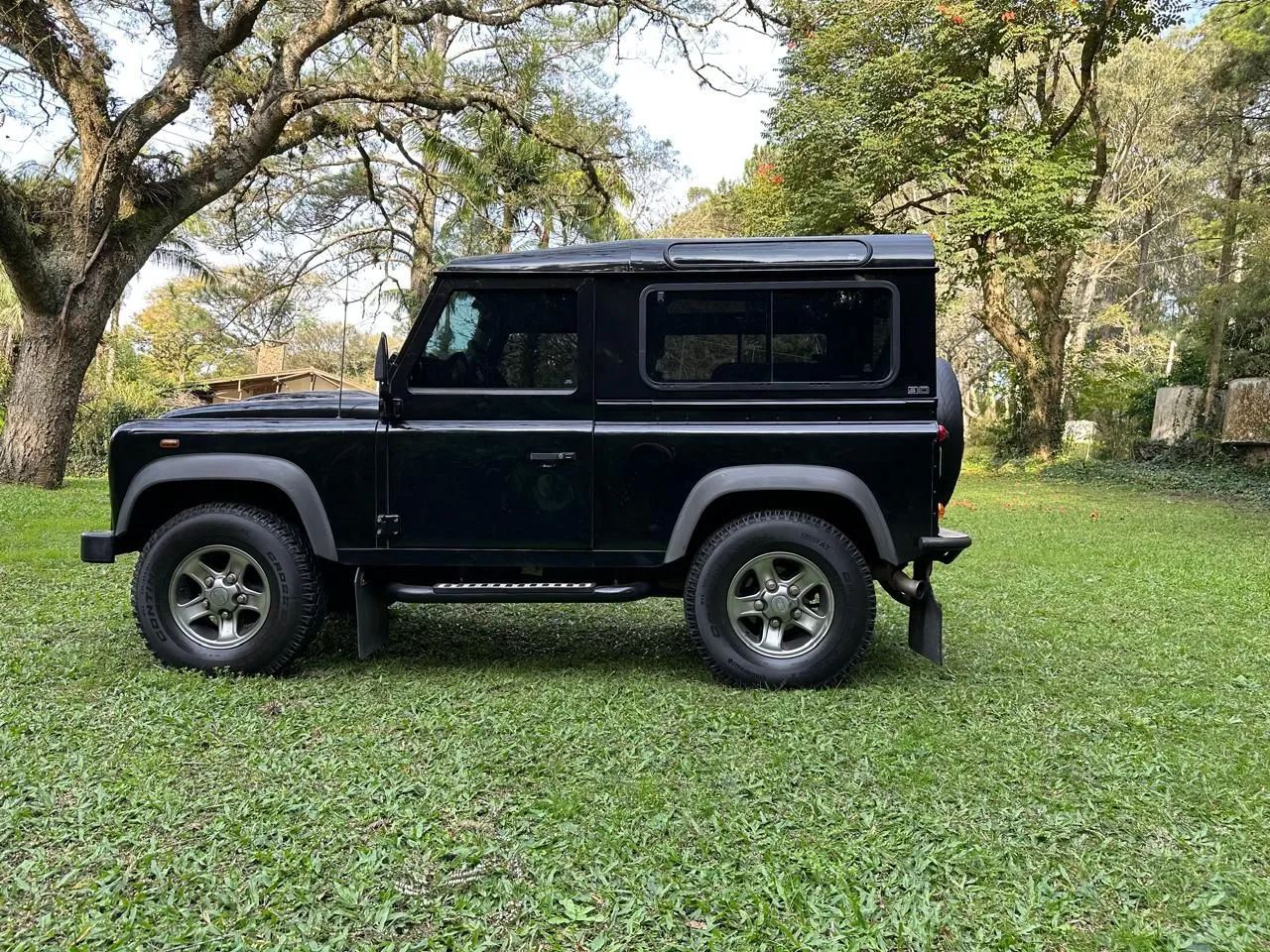 Land Rover Defender 90 2.4 122CV T.DIESEL 2011