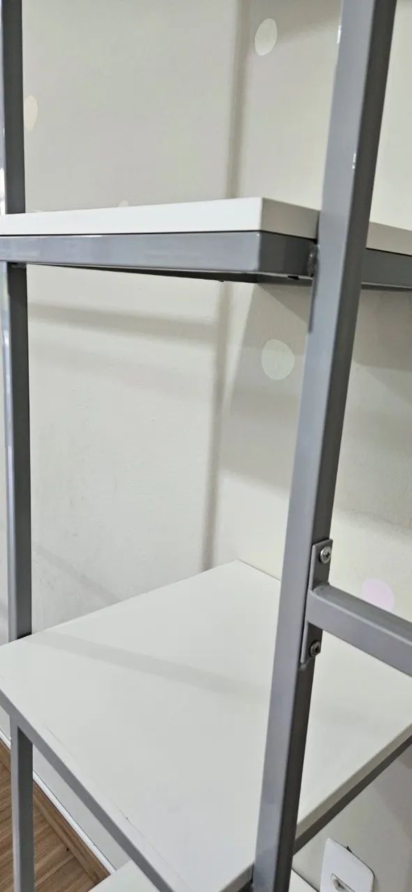 Araras de parede para loja de roupas - Foto 4
