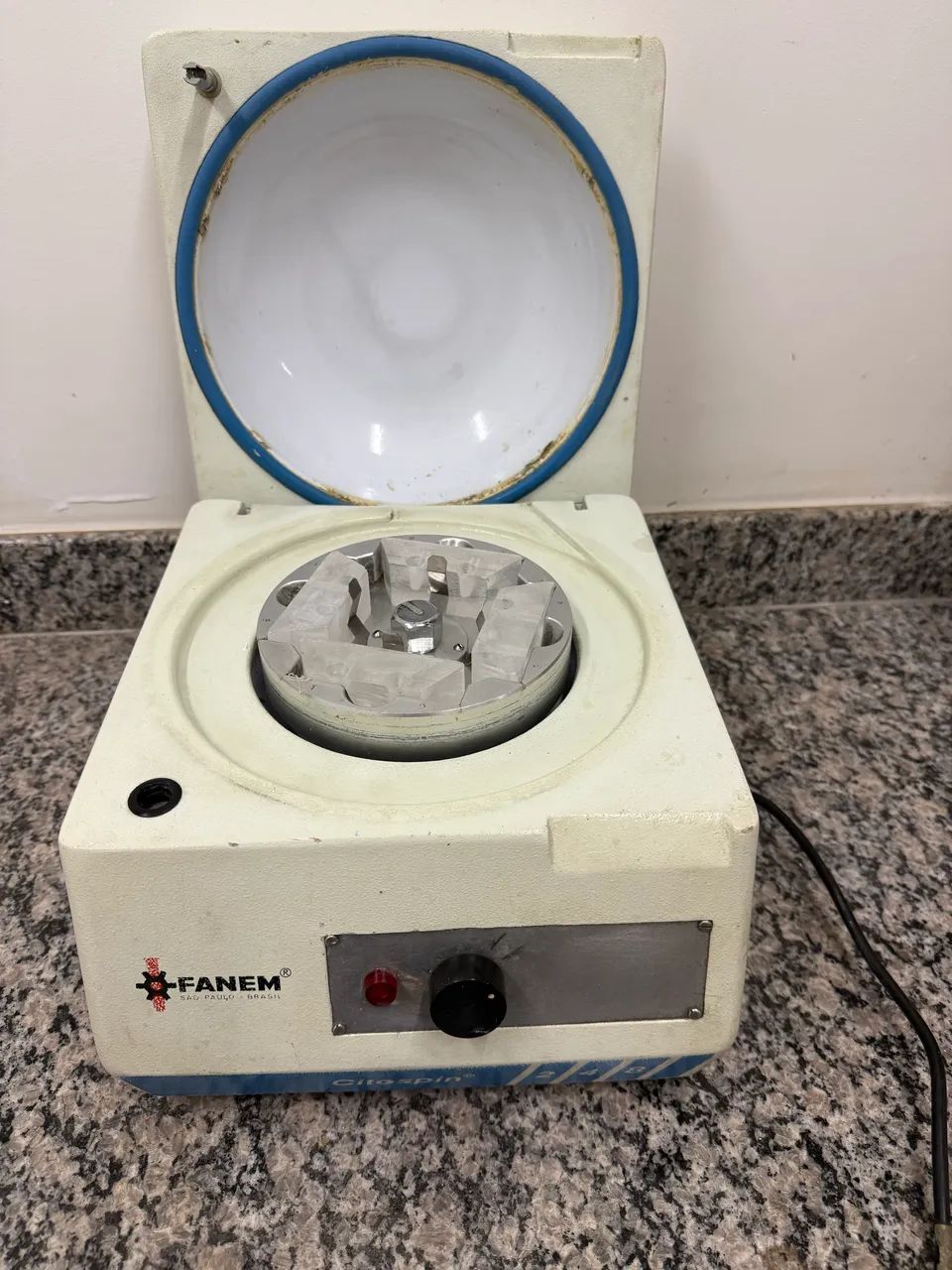 Citocentrifuga para Líquidos 