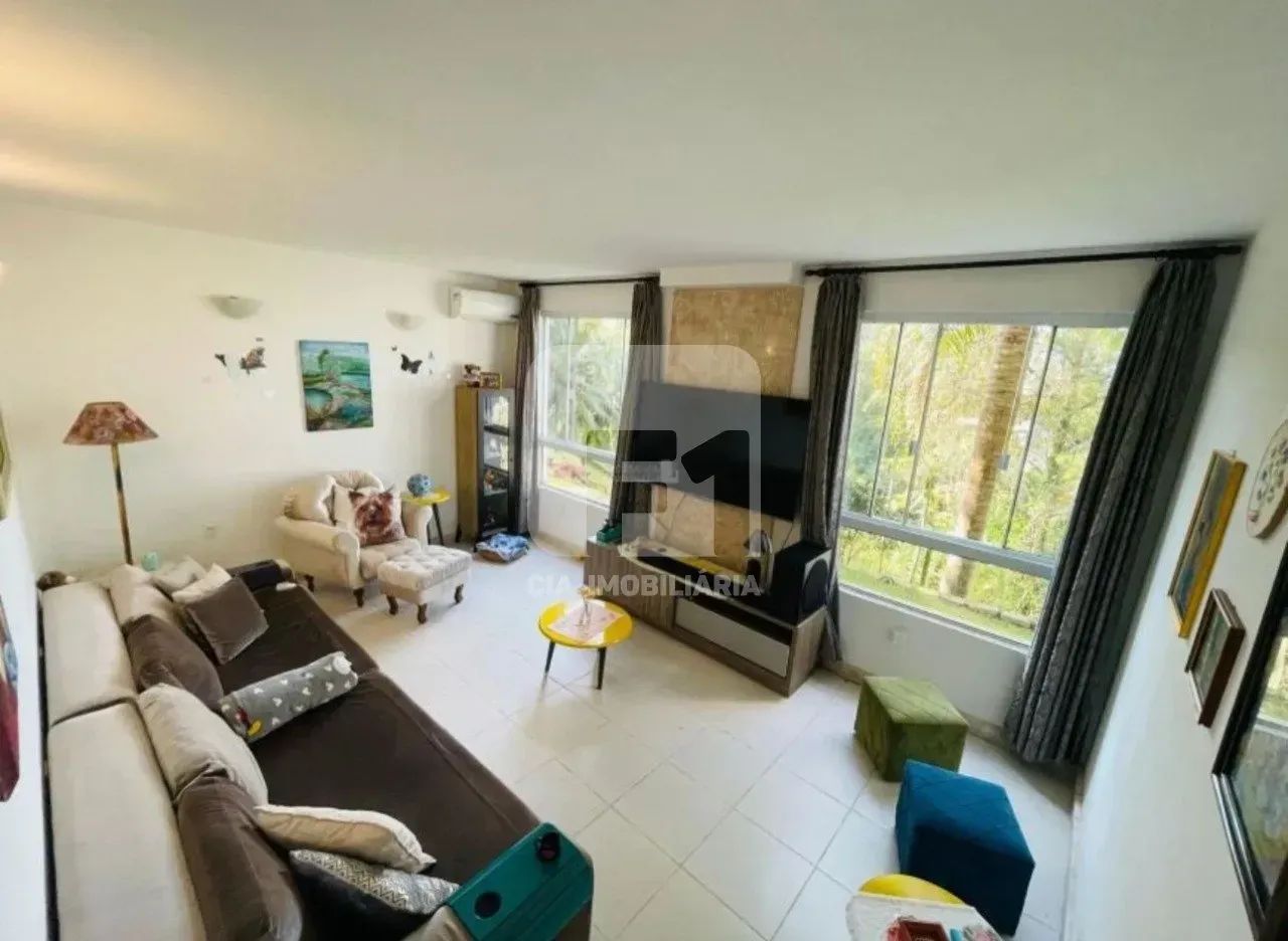 Imóvel para venda possui 241 metros quadrados com 4 quartos em Trindade - Florianópolis -  - Foto 4