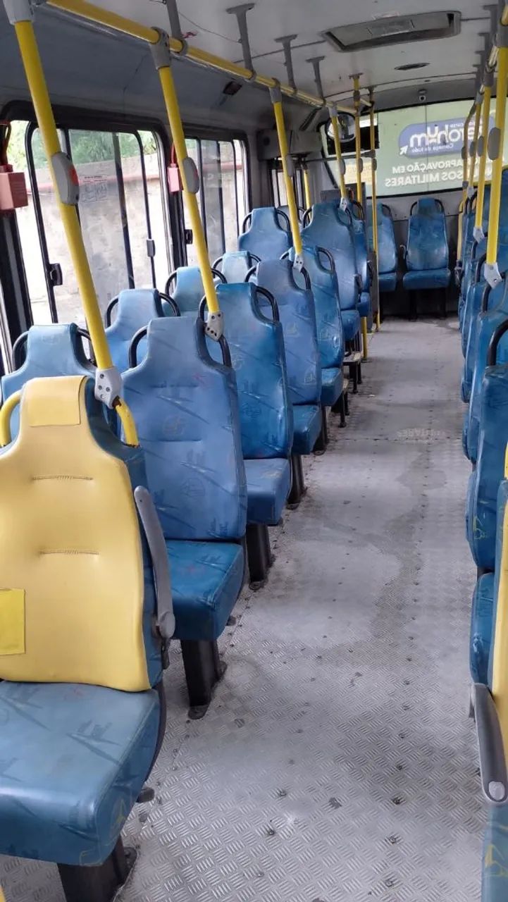 Neobus ano 2017 Mercedes 1519 com 37 lugares sem ar condicionado  - Foto 10