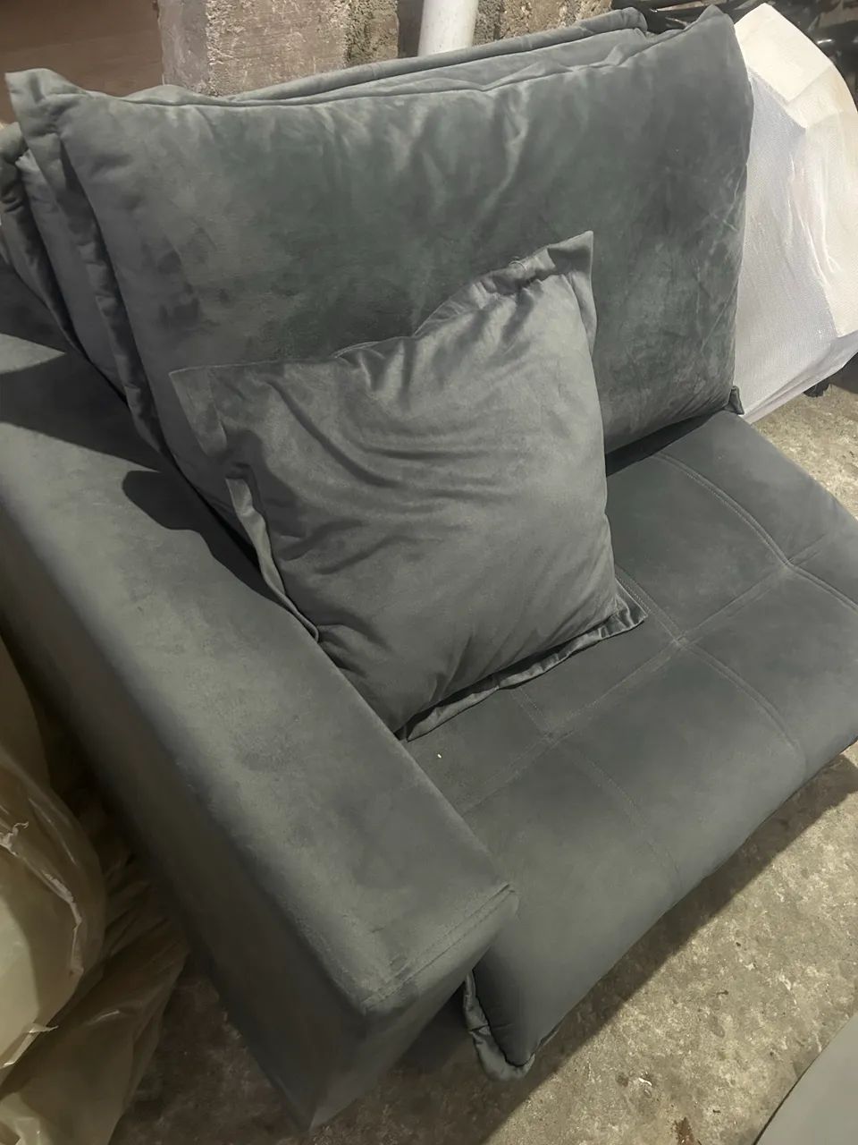 Vendo sofá semi novo 