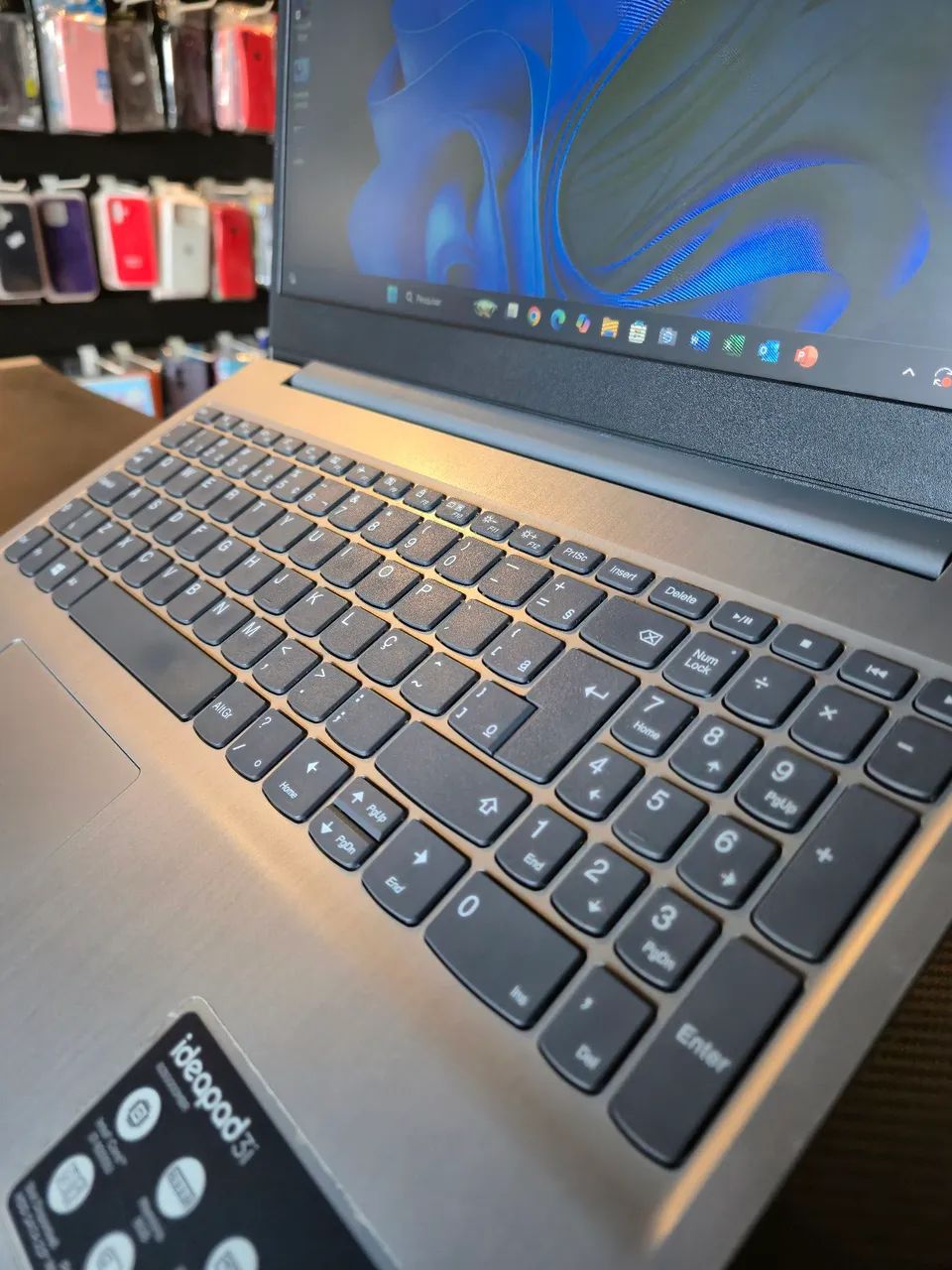 Notebook Lenovo Core i7 10ª com video - Foto 3