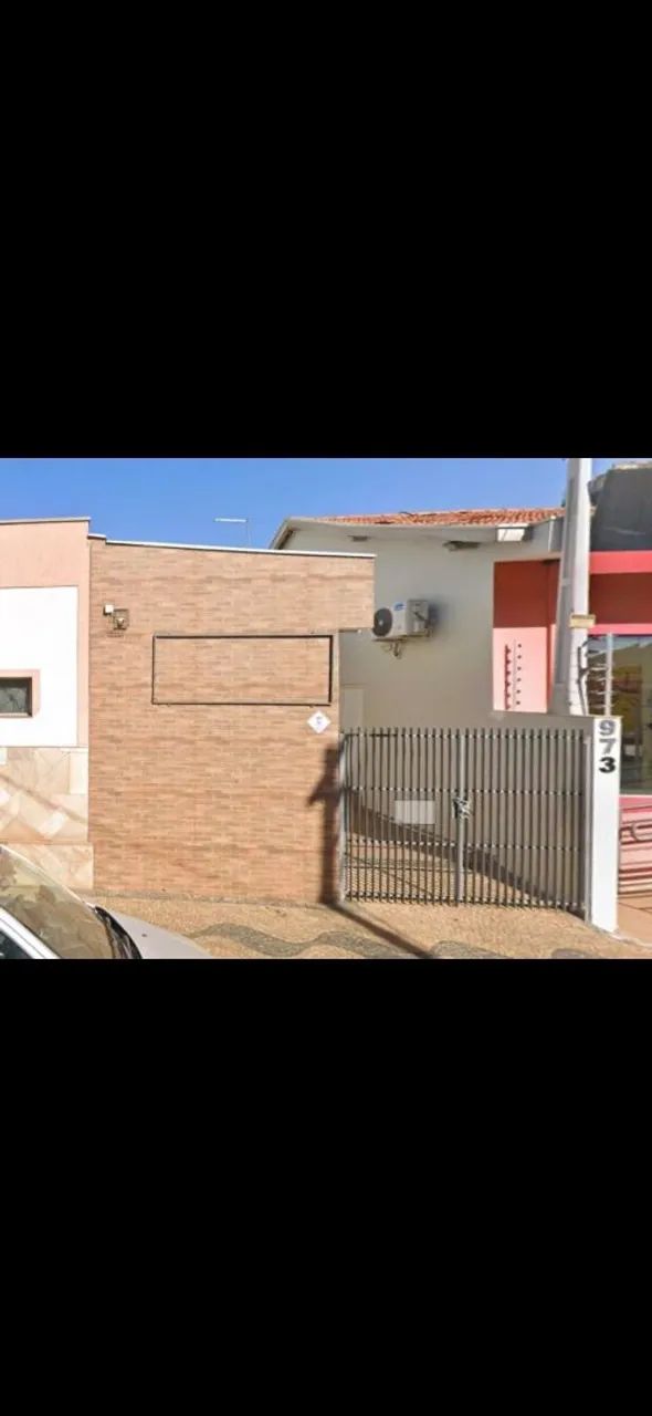 Portão de ferro reforçado