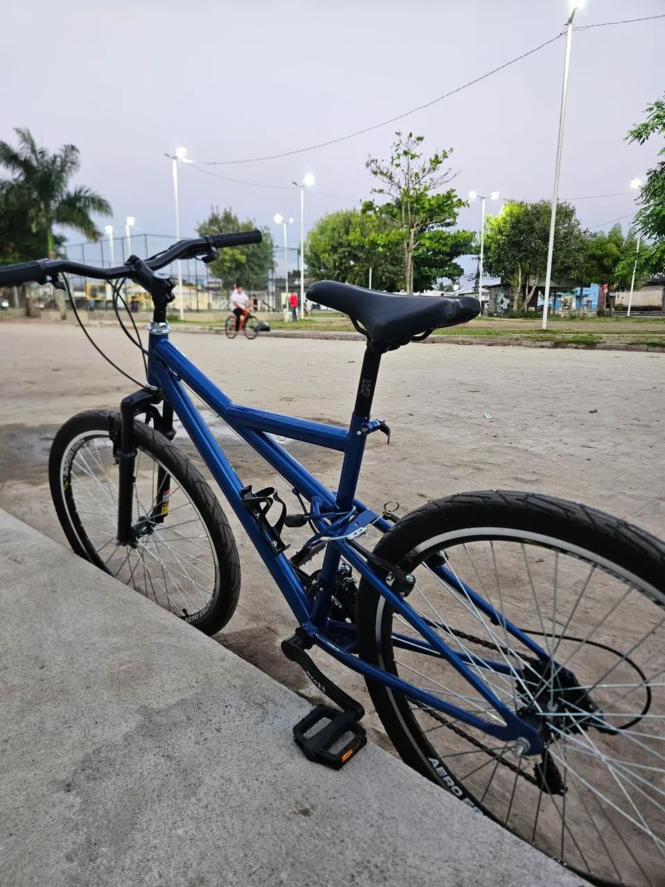 Bicicleta aro 26 - Foto 4