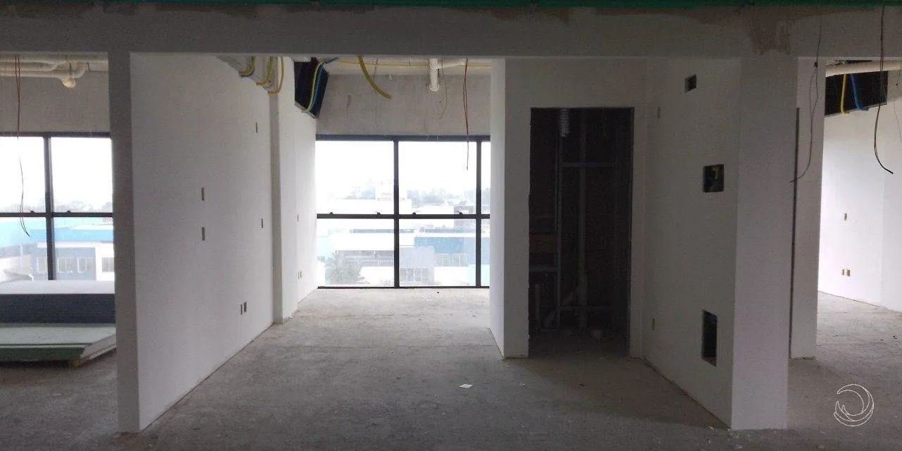 Sala Comercial para Venda em Florianópolis, Campeche, 1 banheiro, 1 vaga - Foto 2