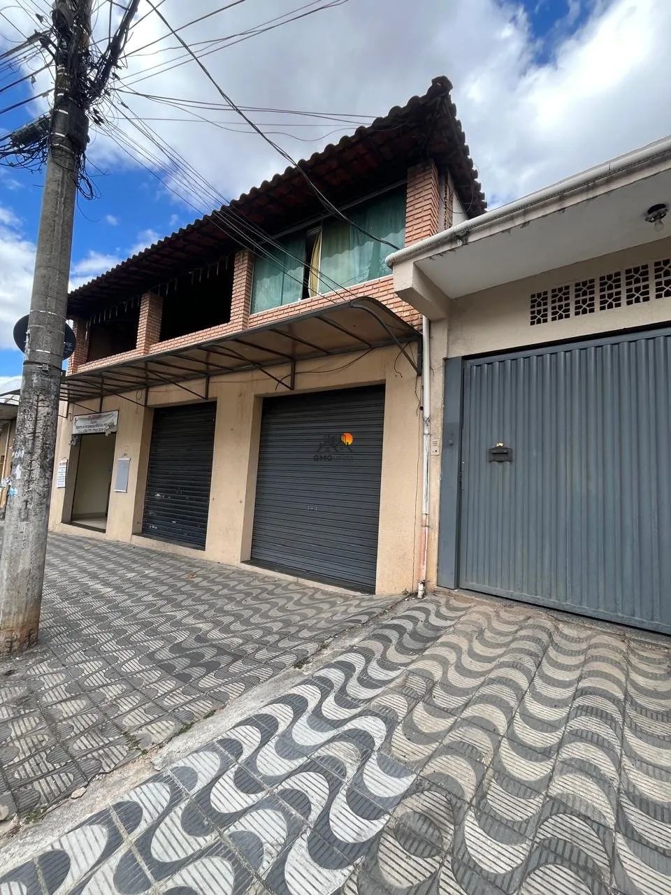 Casa Comercial com 4 Lojas Guarani