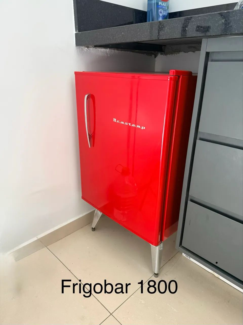 Frigobar retrô 