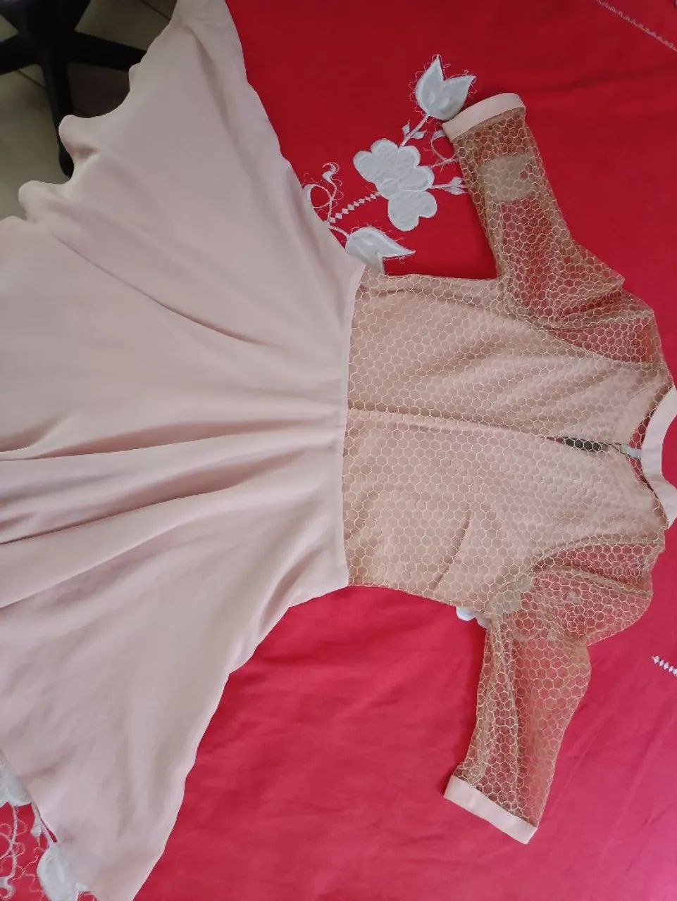 Vendo vestido P . Está novíssimo  - Foto 3