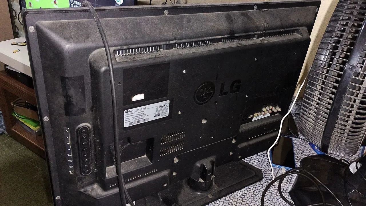 Tv 32 polegadas LG com Defeito  - Foto 2