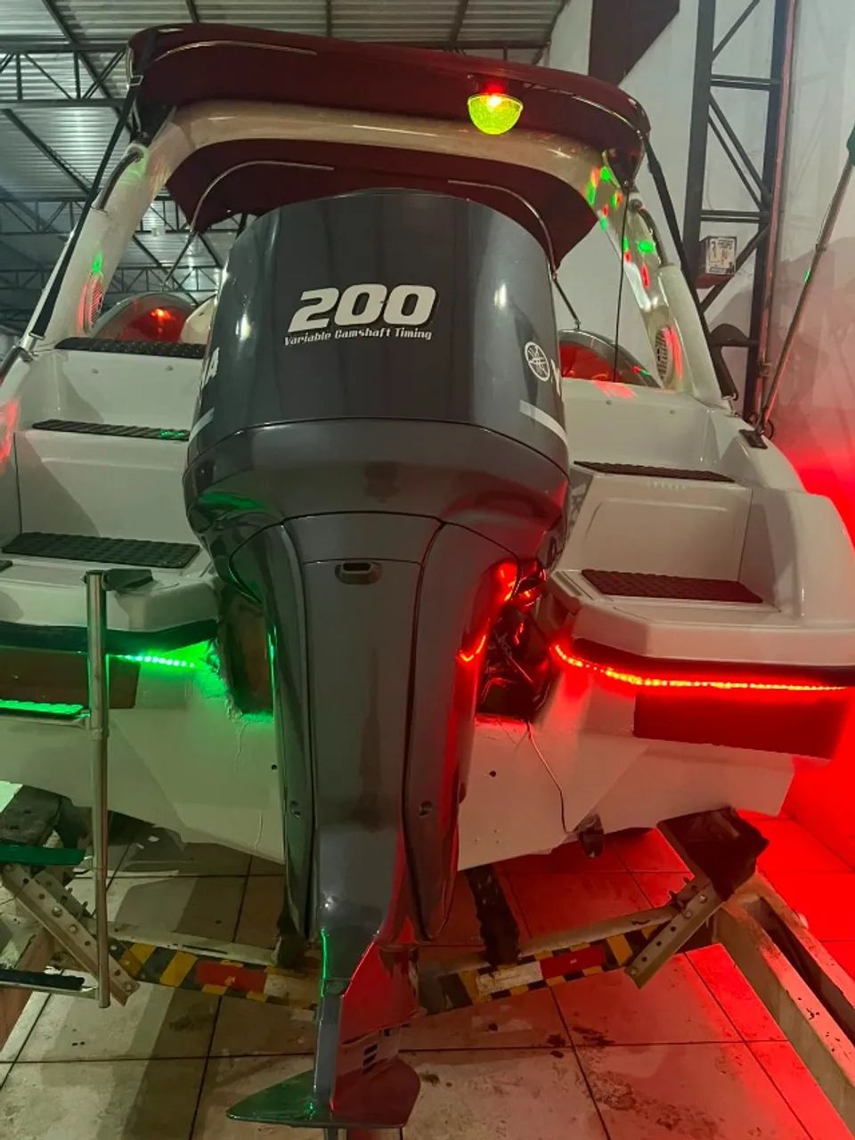 Lancha Evolution 210 Cab "Águia Dourada" - Foto 5