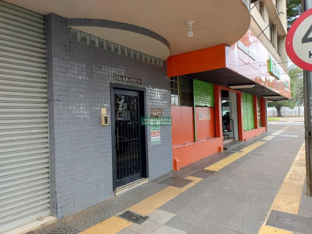 Apartamento para alugar em Maringá, Zona 07, com 1 quarto, com 35 m², RIO PRETO - Foto 2