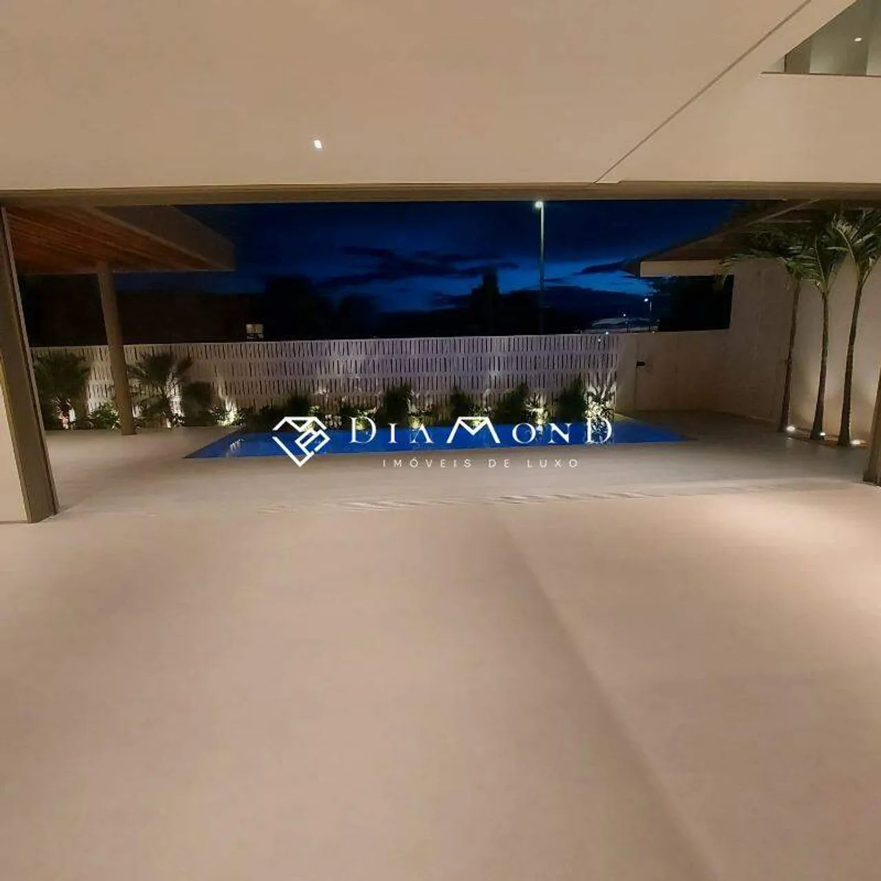 Casa de Alto Padrão com 4 Suítes, Elevador e Piscina Aquecida - Foto 2