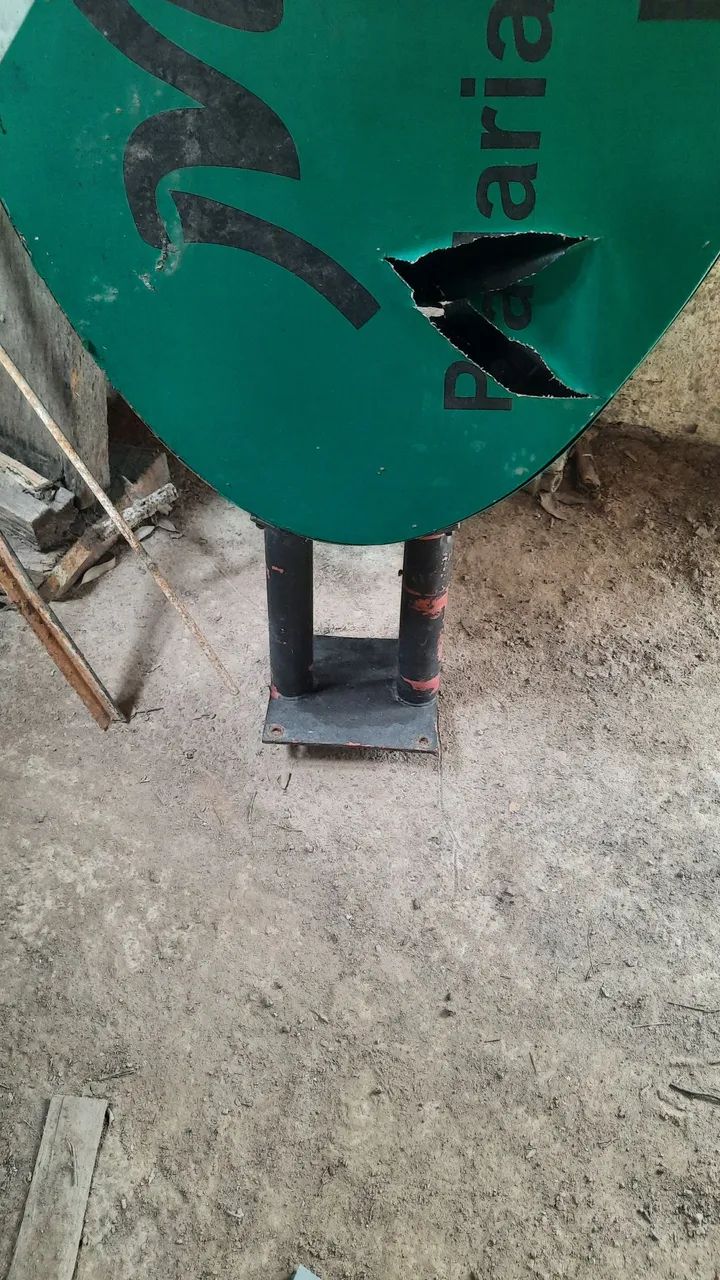 Placa suspensa para comércio  - Foto 3