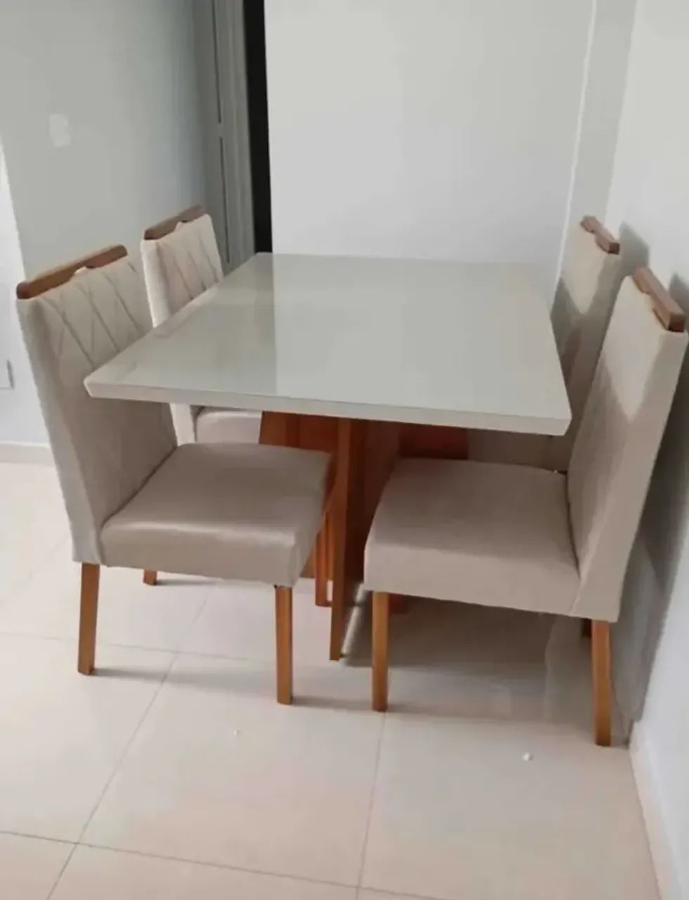 Mesa de jantar de 4 cadeiras 1.20x90