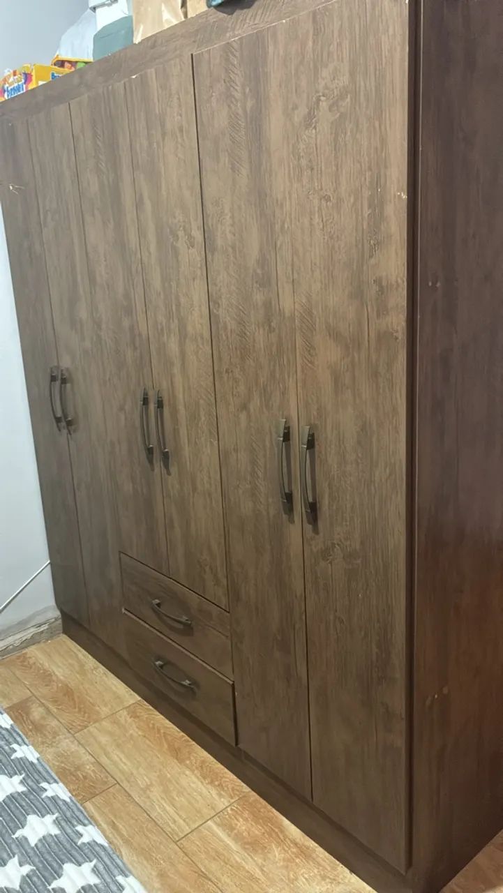 Guarda roupa de casal