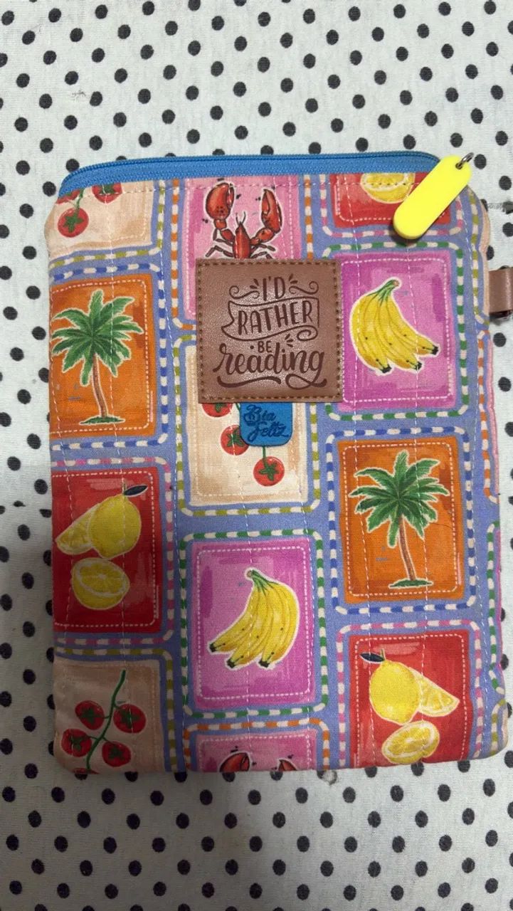 Capa artesanal para Kindle 6 polegadas 