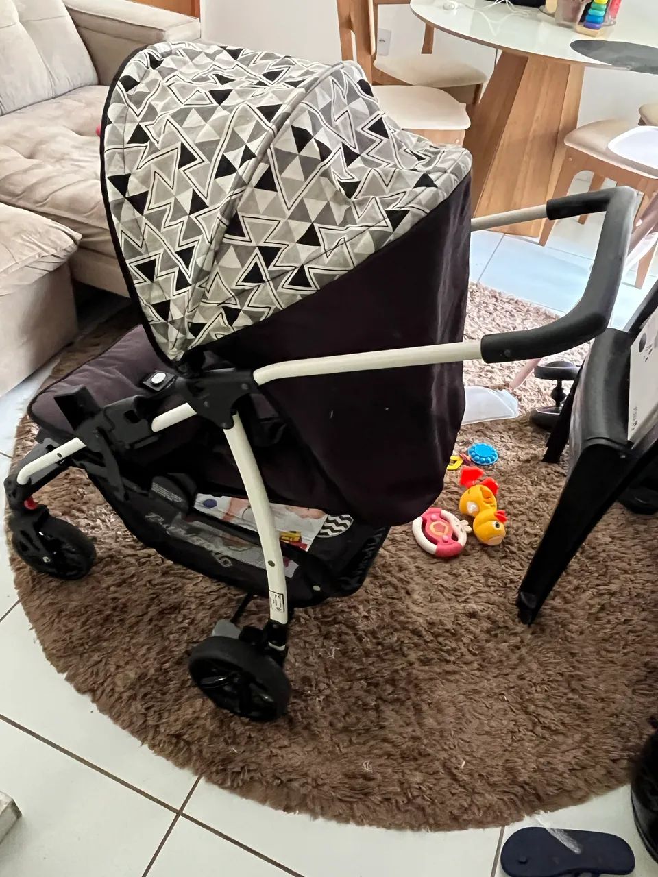 Vendo Carrinho de bebê 