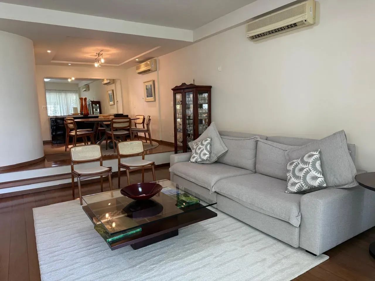 Conforto, sofisticação e localização privilegiada no Jardim Botânico!