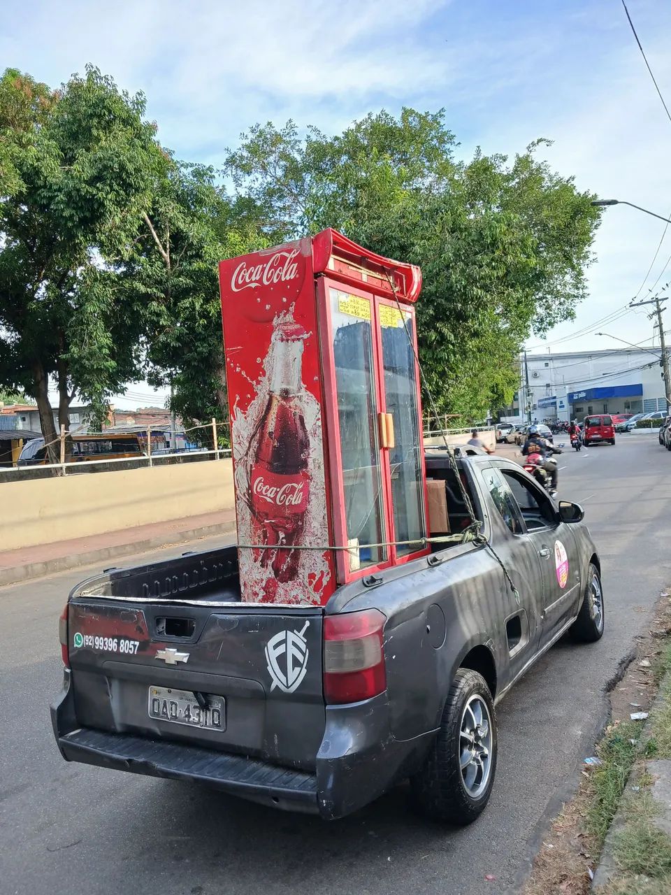 Transporte de carga leve frete coroado 