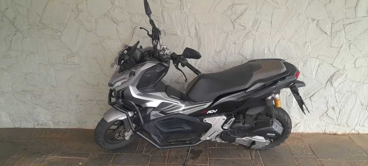 ADV 150 - Foto 2