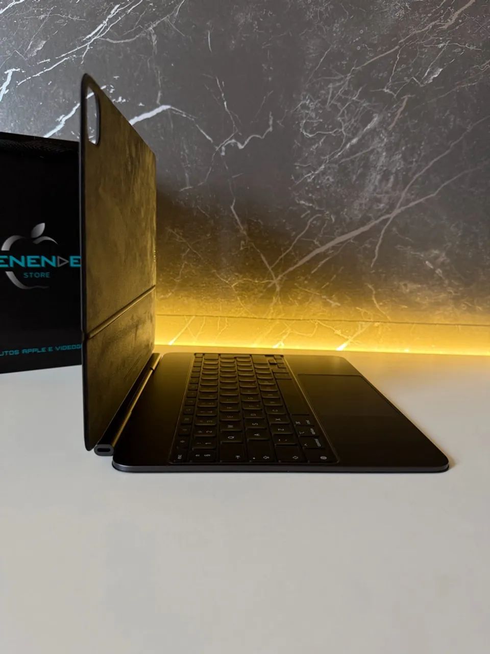 Apple Magic Keyboard para Ipad Pro M4 e M5de 13 polegadas, com Garantia Apple! TROCAS - Foto 4