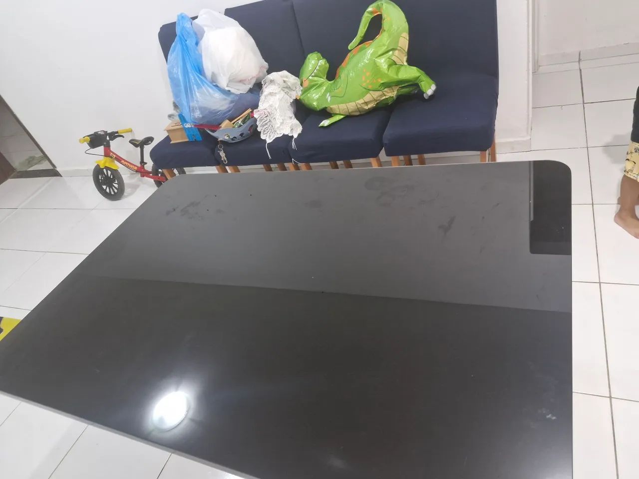 Vende-se mesa de ja tarde 4 cadeiras - Foto 5