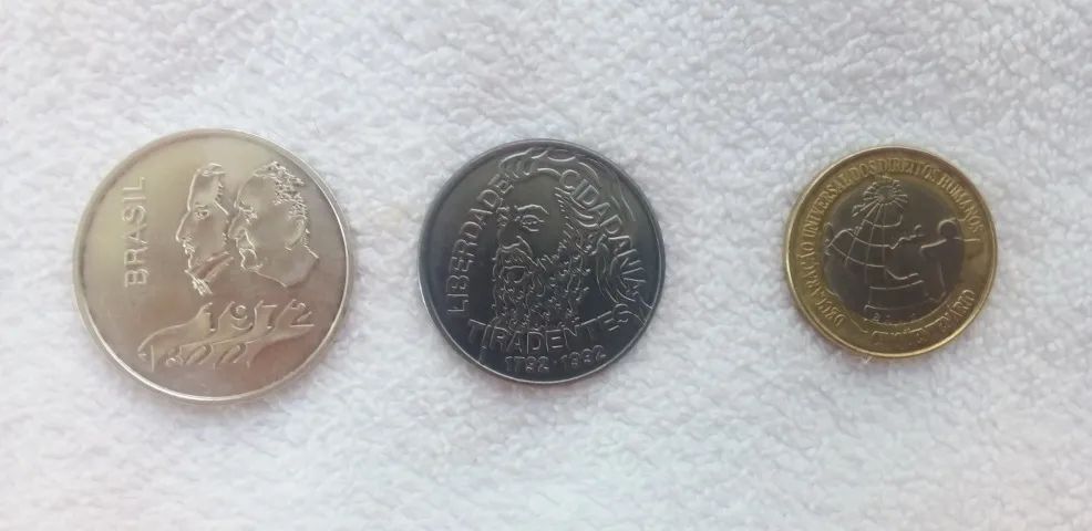 Moedas nacionais antigas.  - Foto 2