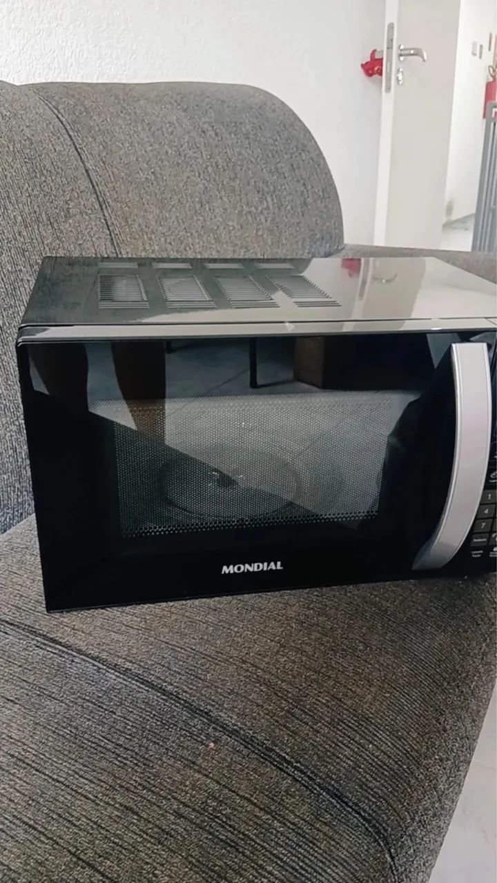 Microondas novíssimo - 21L - Foto 4