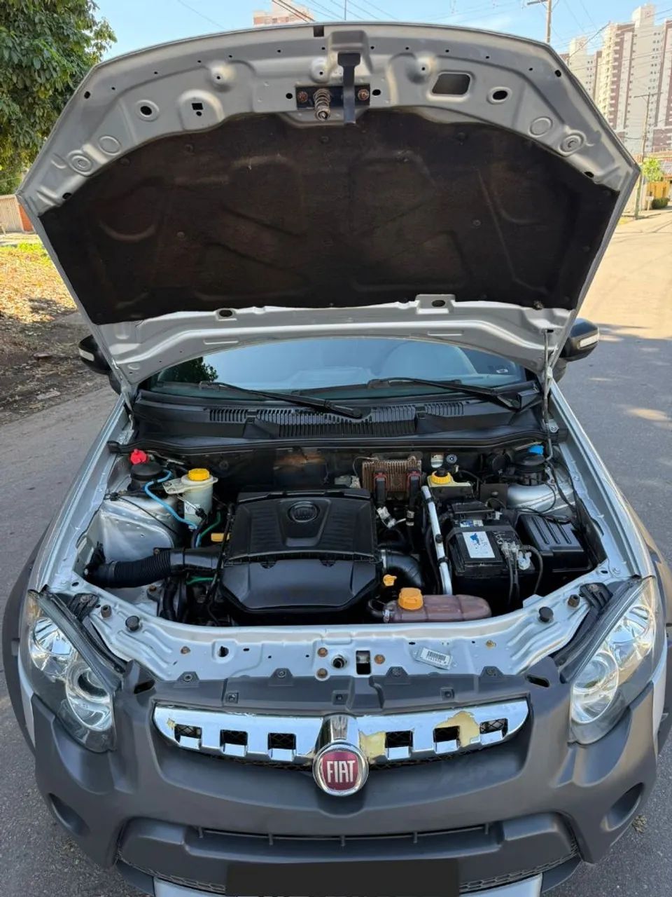 Fiat Strada Adventure1.8/ 1.8 Locker Flex CD 2019 - Foto 5