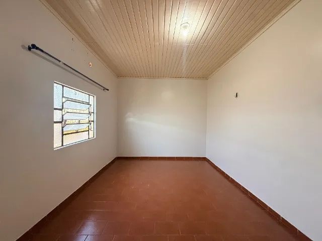 Aluga-se Casa com 03 quartos no São Vicente. - Foto 2