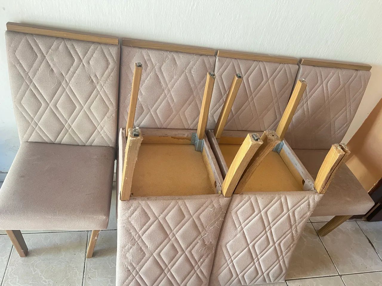 Cadeiras estofadas 