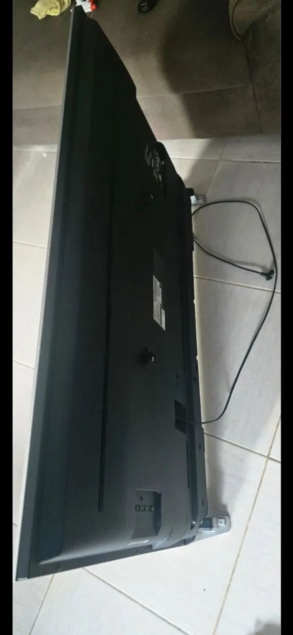 Vendo tv 50 polegadas Panasonic. - Foto 2
