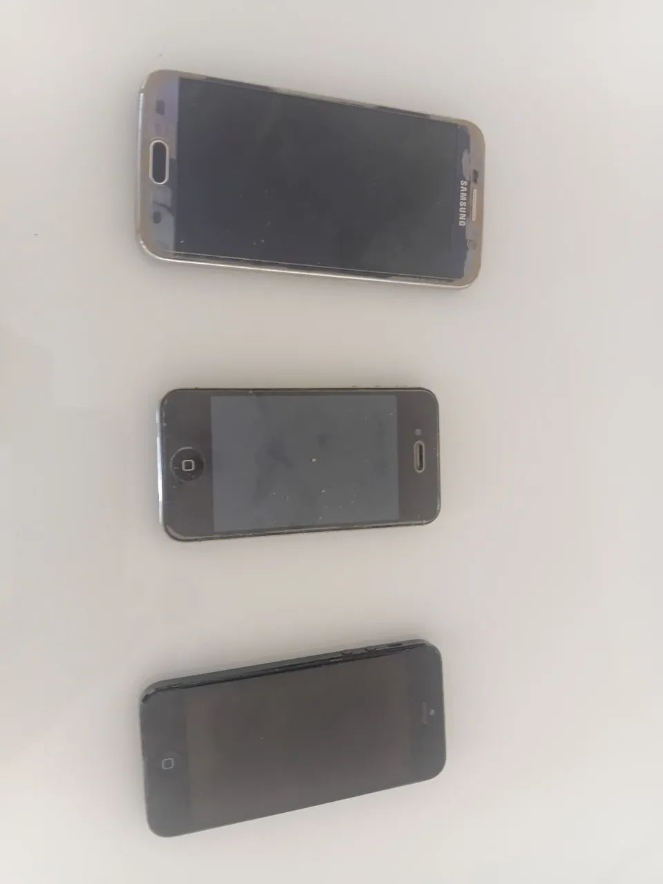 CELULARES SAMSUNG E IPhone
