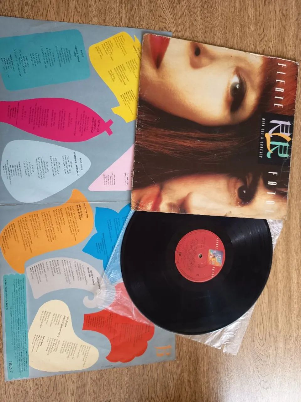 LP Rita Lee & Roberto - Flerte Fatal - Vinil - Foto 5