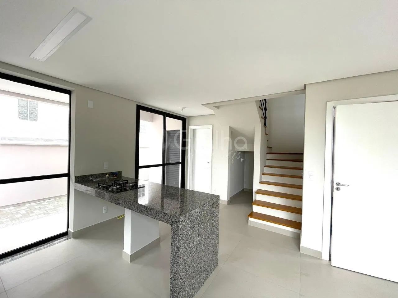 Casa 3 quartos no Carianos.