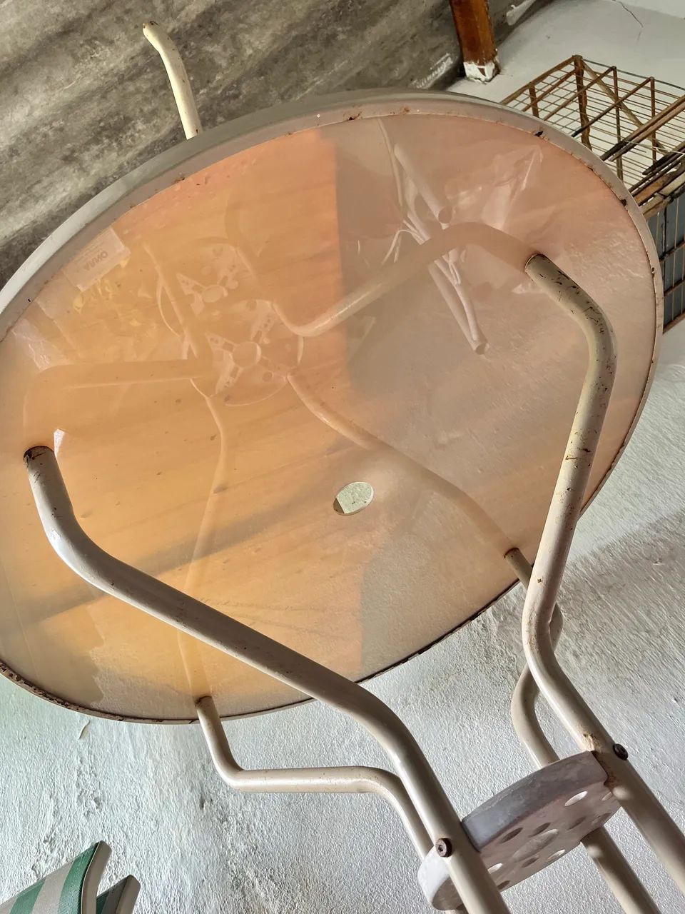 Cadeira e mesa de piscina  - Foto 2