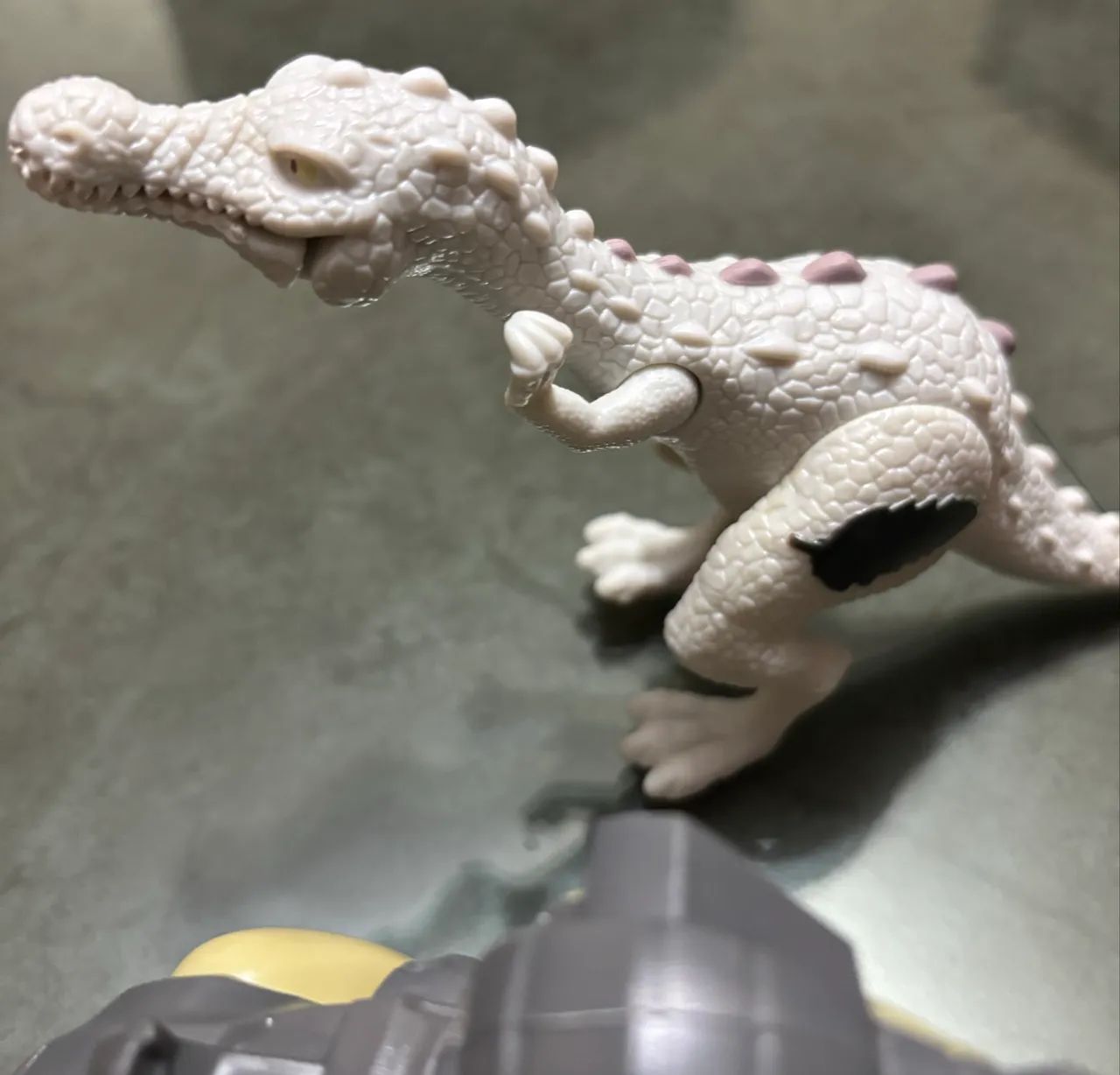 Dinossauros articuláveis 