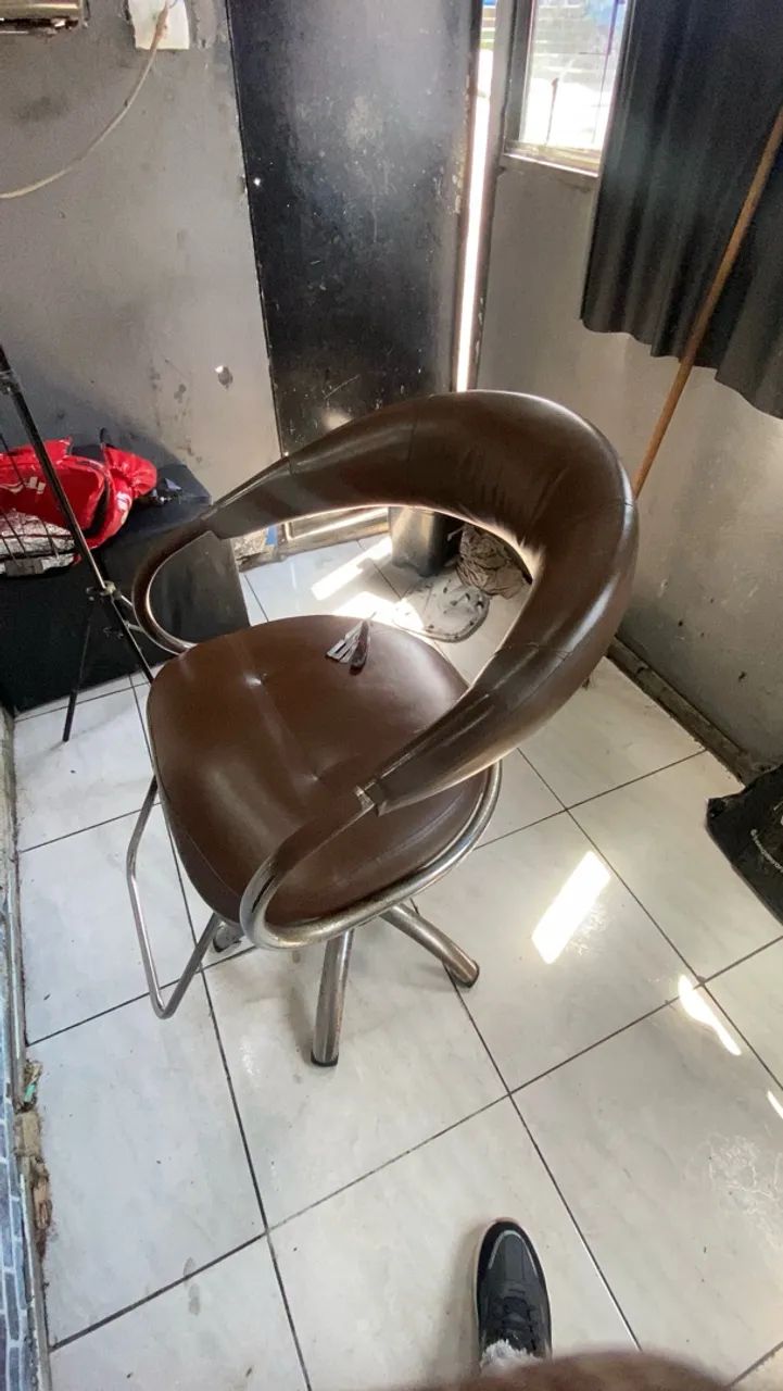 Cadeira de barbeiro  - Foto 2