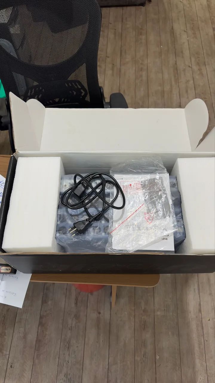 Ui24R SEMI NOVA C/CASE - Foto 5
