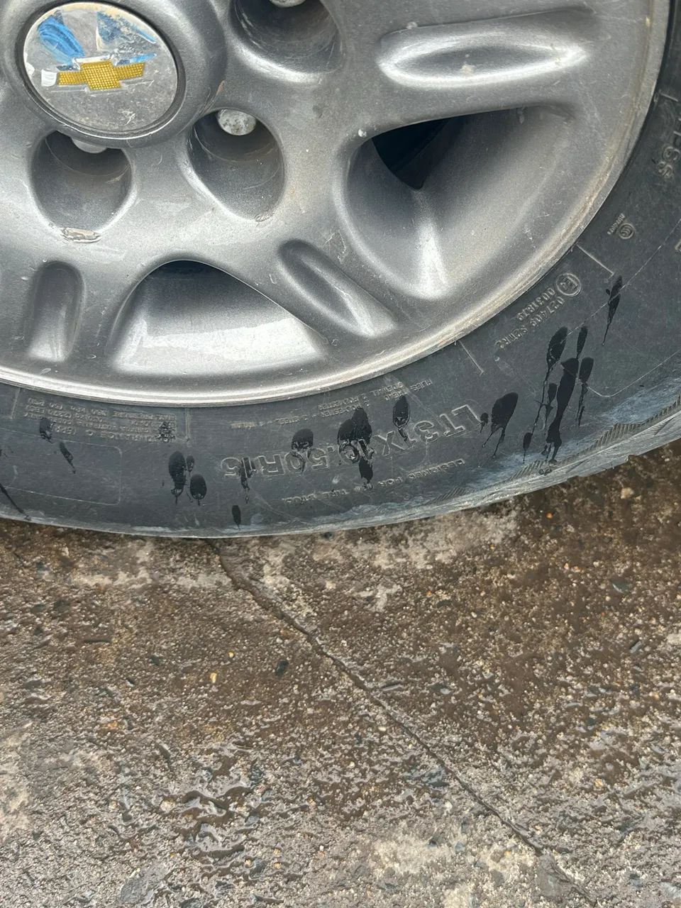 Vende-se rodas e pneus - Foto 2