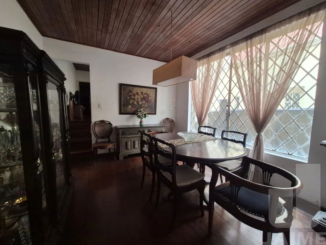 Bela casa numa Vila em Higienópolis