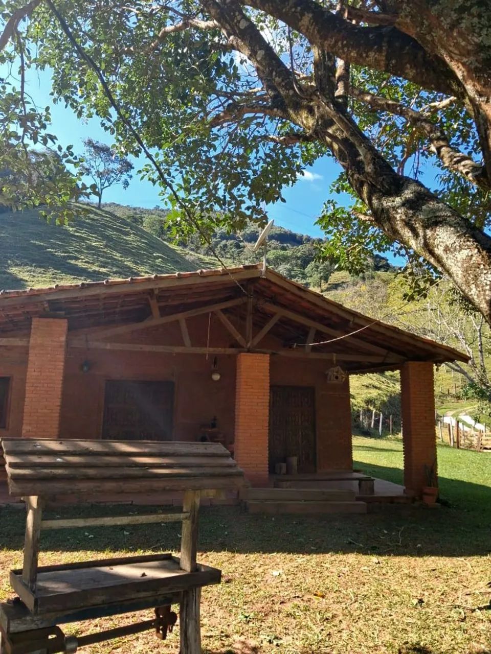 Chácara Chalé Rústico Pé de Serra-Sul de Minas. de  - Foto 4
