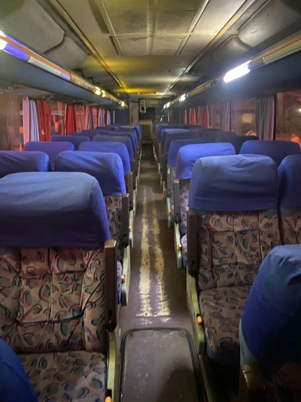 Ônibus vendo, troco - Foto 7