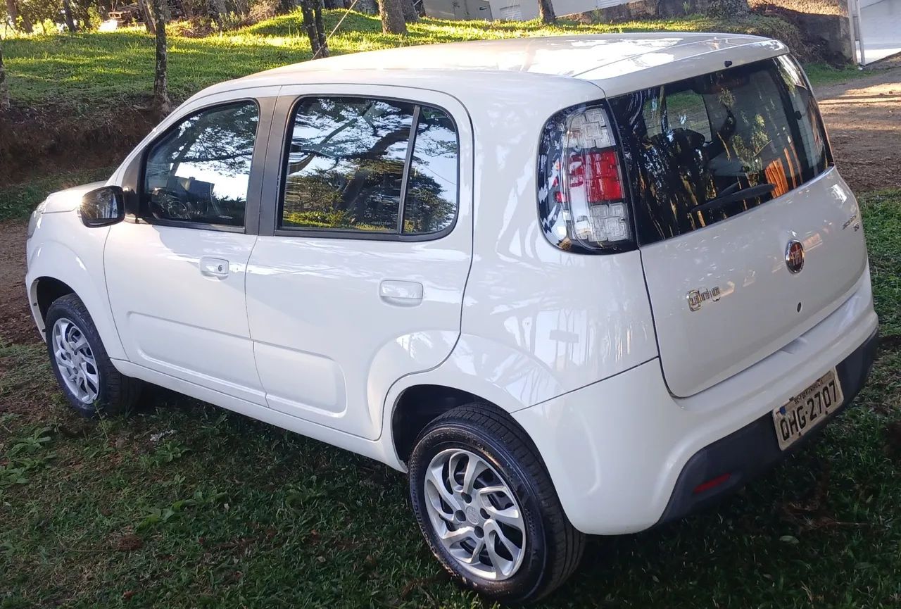 Fiat Uno Evolution 1.4 Fire Flex 8V 5P 2015 - Foto 4