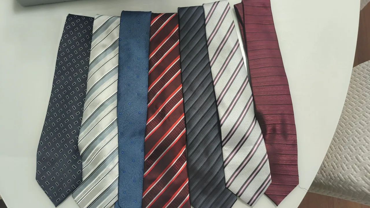 07 Gravatas cores diversas Cia. Terno