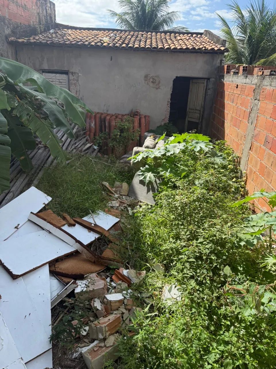 Vendo casa com 1/4 Loteamento Jardim Mariana - Foto 5